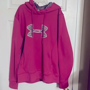 Women’s Under Armour hoodie. Size XL